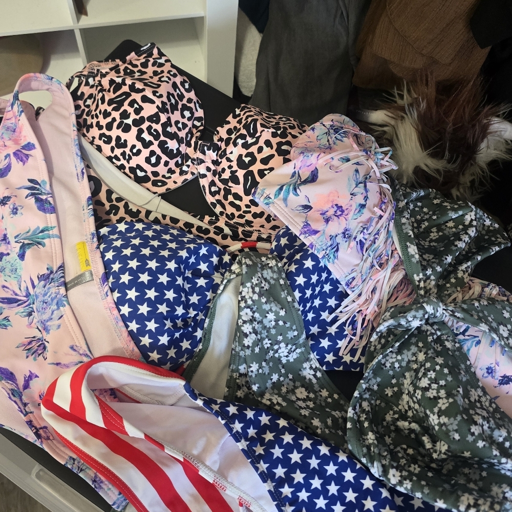 Pink Floral Women’s Bikini Top - Brand Unspecified